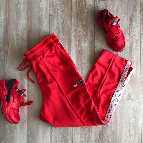 NWT Nike Women’s Sportswear Ultra-Femme Pants - Picture 3 of 8